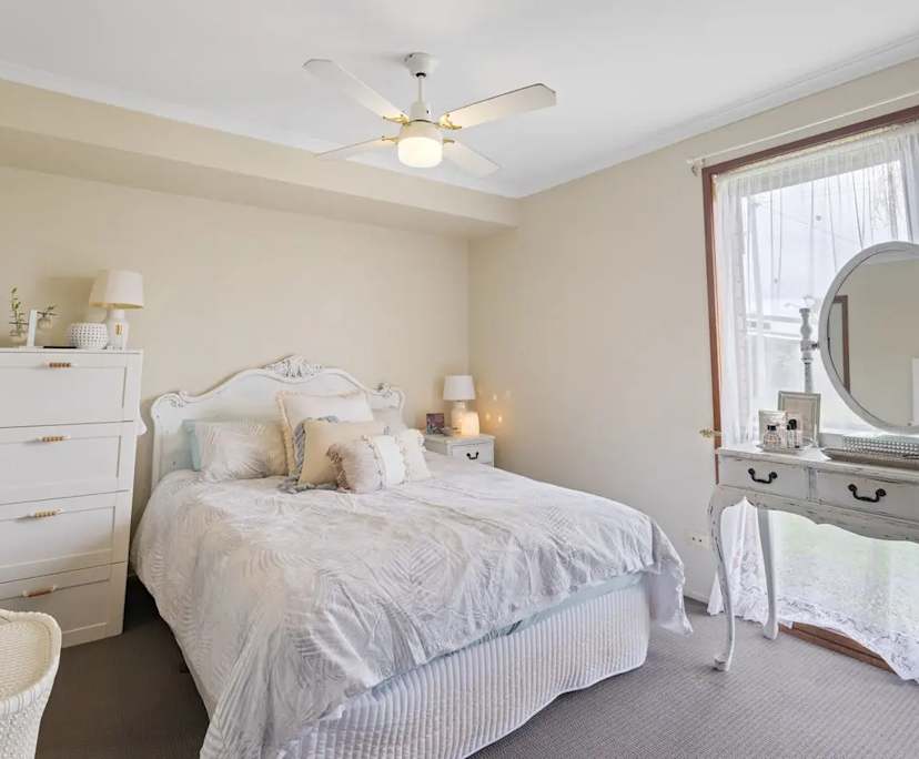 Unfurnished room in a share house