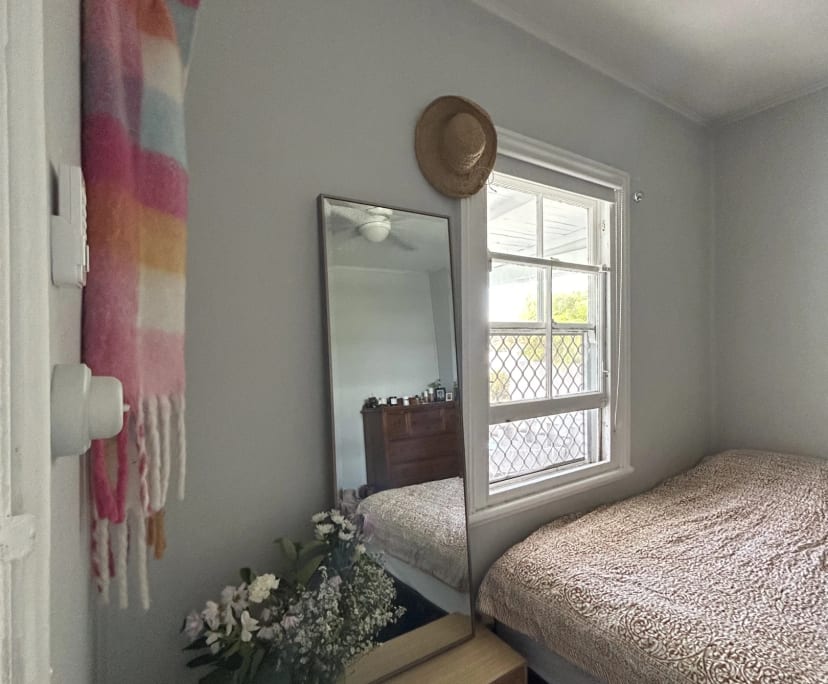 Room for Rent in Merewether, Newcastle 200, Unfur...
