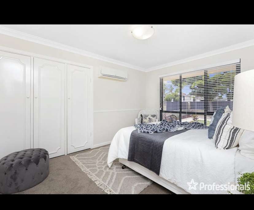 Unfurnished room with own bathroom