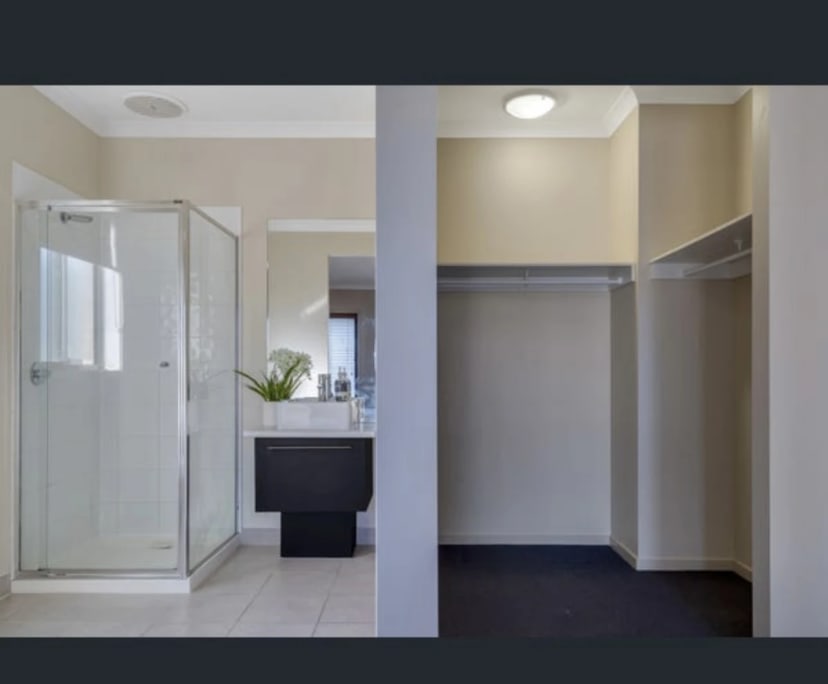 $210, Share-house, 4 bathrooms, Craigieburn VIC 3064