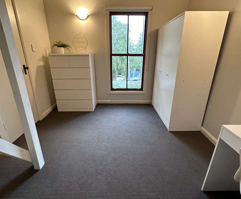 $285, Share-house, 3 bathrooms, Kingsford NSW 2032