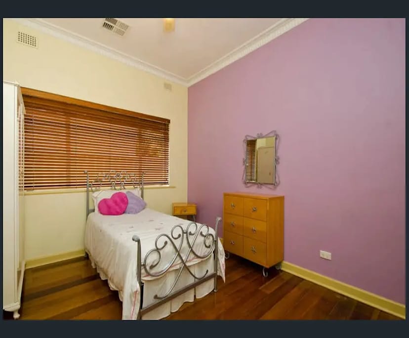 $325, Student-accommodation, 2 bathrooms, Blair Athol SA 5084