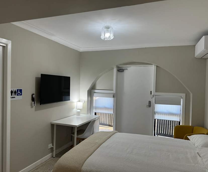 Furnished room with ensuite in a share house