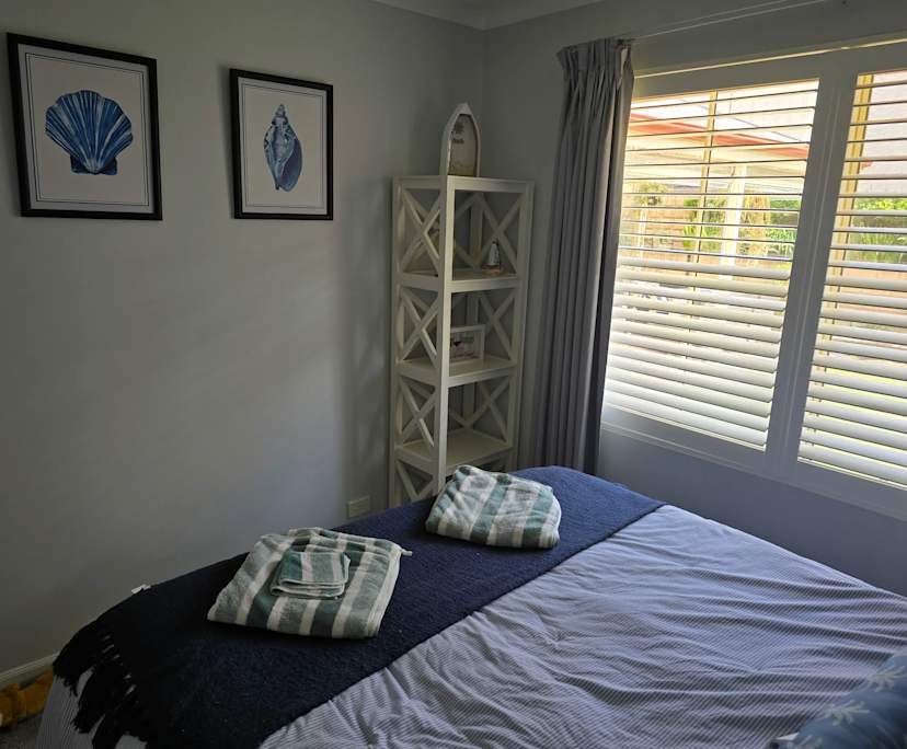 $275, Homestay, 3 bathrooms, Happy Valley SA 5159