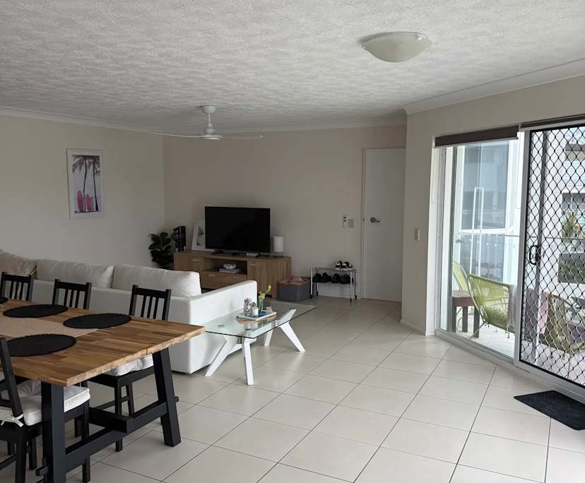 $450, Flatshare, 3 bathrooms, Palm Beach QLD 4221