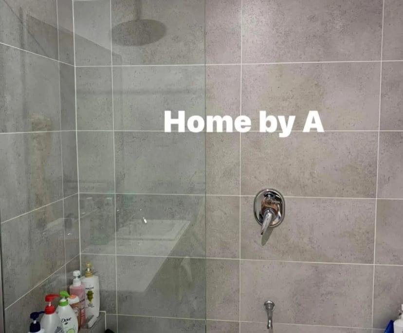 $350, Share-house, 3 bathrooms, Richlands QLD 4077