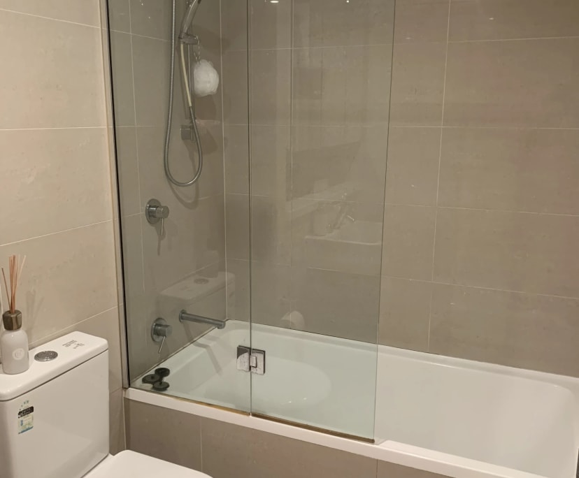 $290, Flatshare, 2 bathrooms, Rhodes NSW 2138