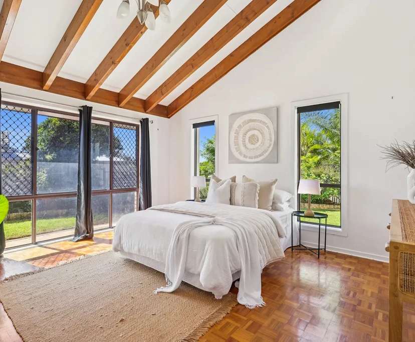 Room in a share house