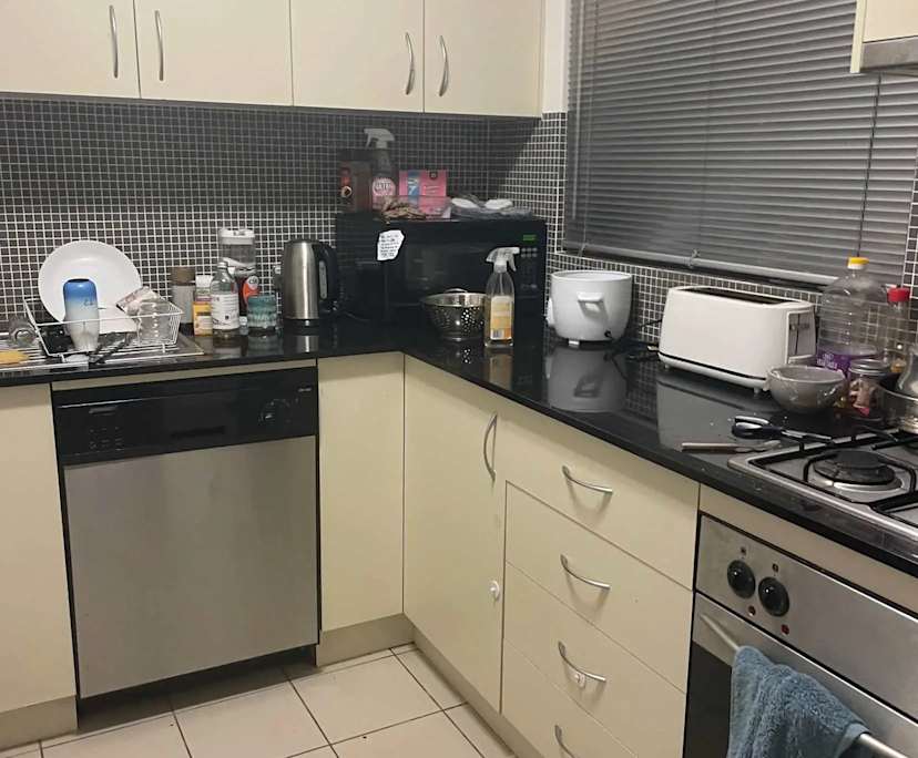 Furnished room in a flatshare