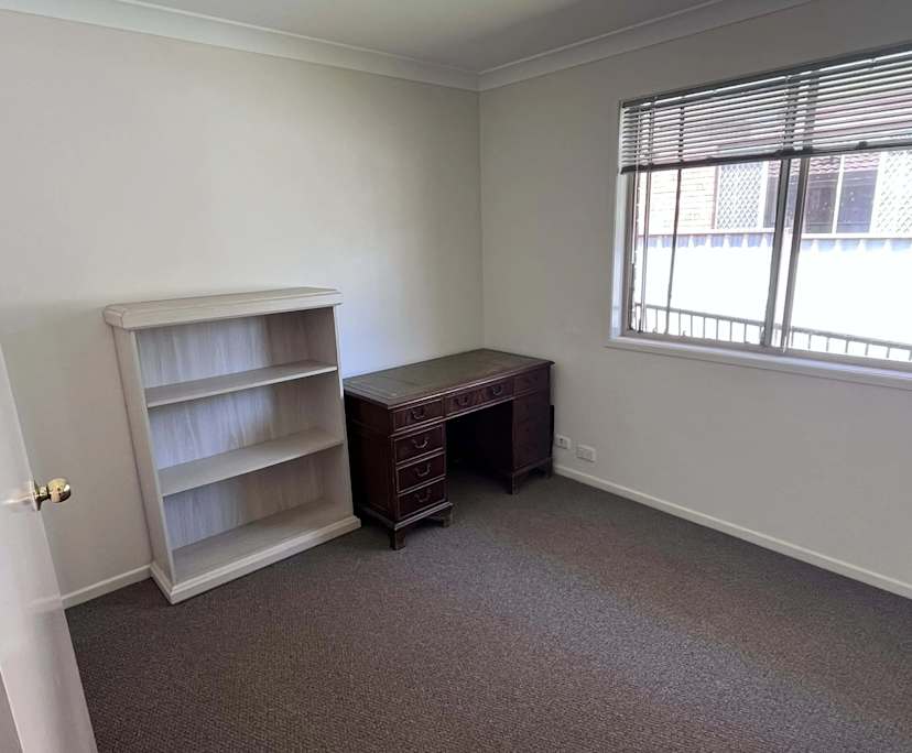 $370, Share-house, 3 bathrooms, Elanora QLD 4221