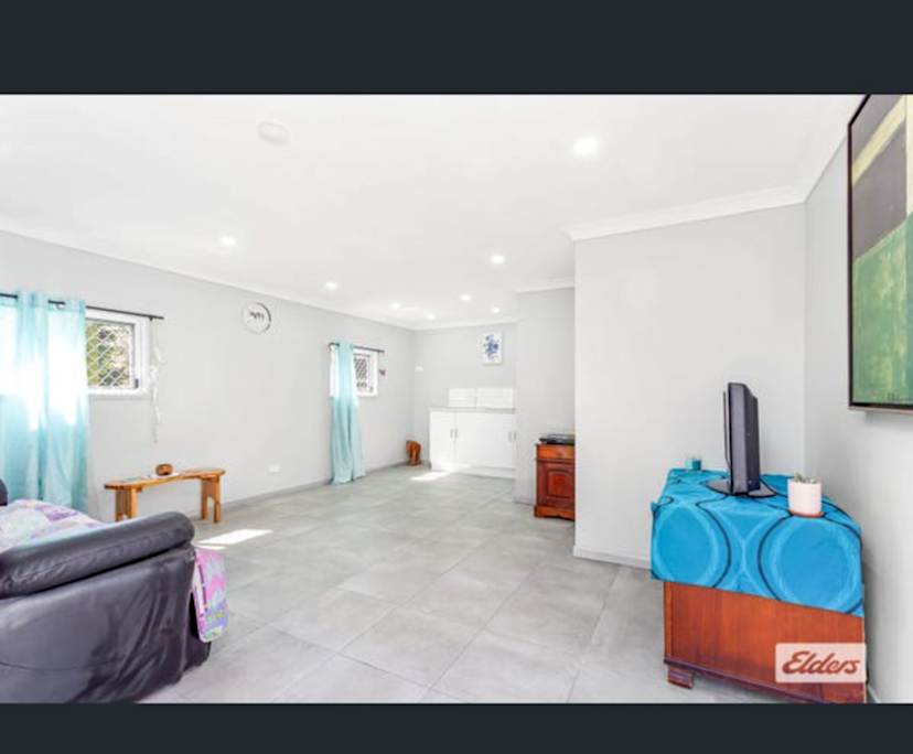 Unfurnished room with own bathroom