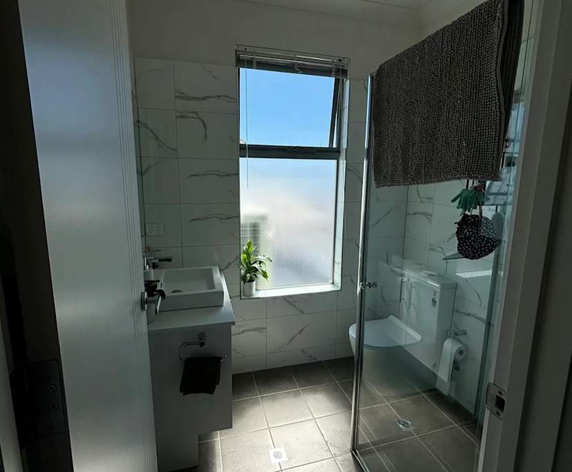 Unfurnished room in a share house