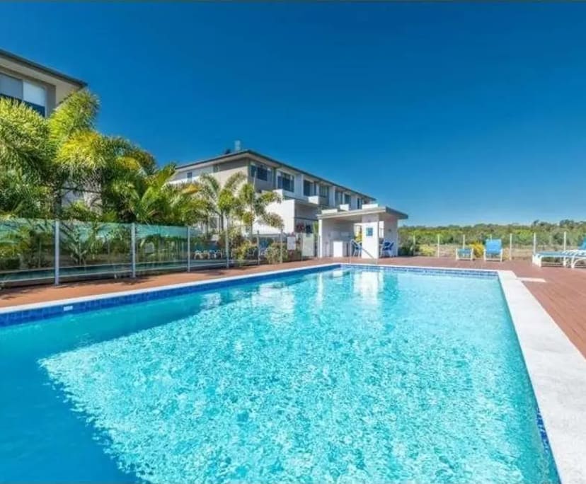 Room for Rent in Merrimac, Gold Coast 250, Unfurn...