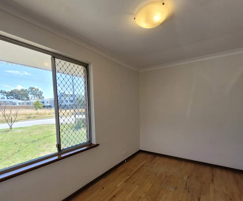 $700, Whole-property, 3 bathrooms, Kewdale WA 6105