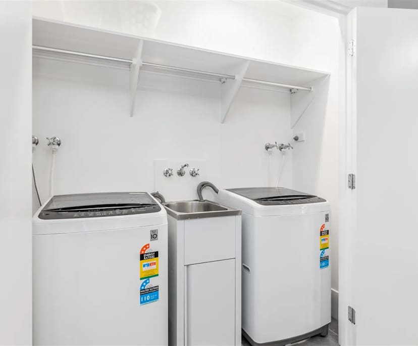 $420, Studio, 1 bathroom, Chermside QLD 4032