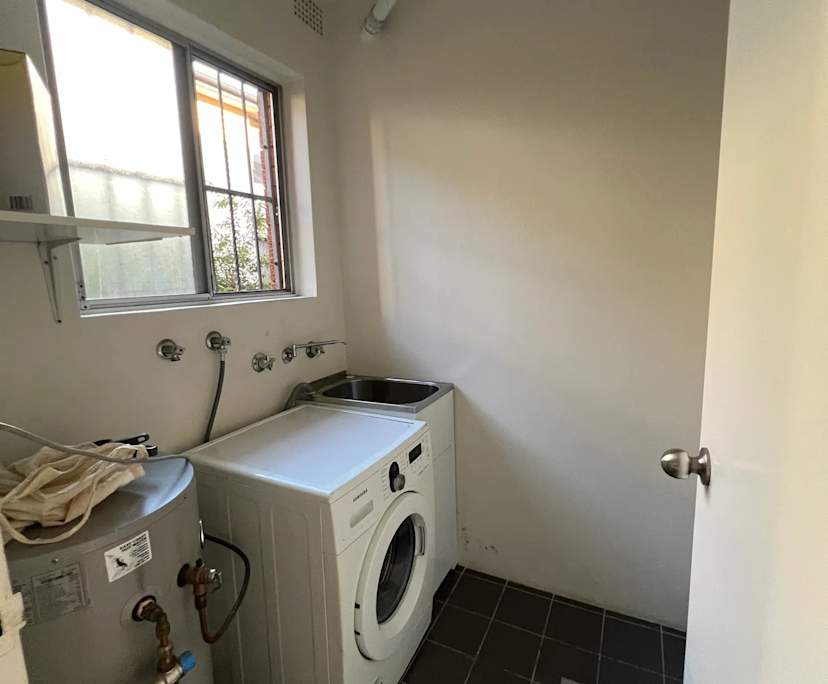 $300, Flatshare, 2 bathrooms, Belmore NSW 2192