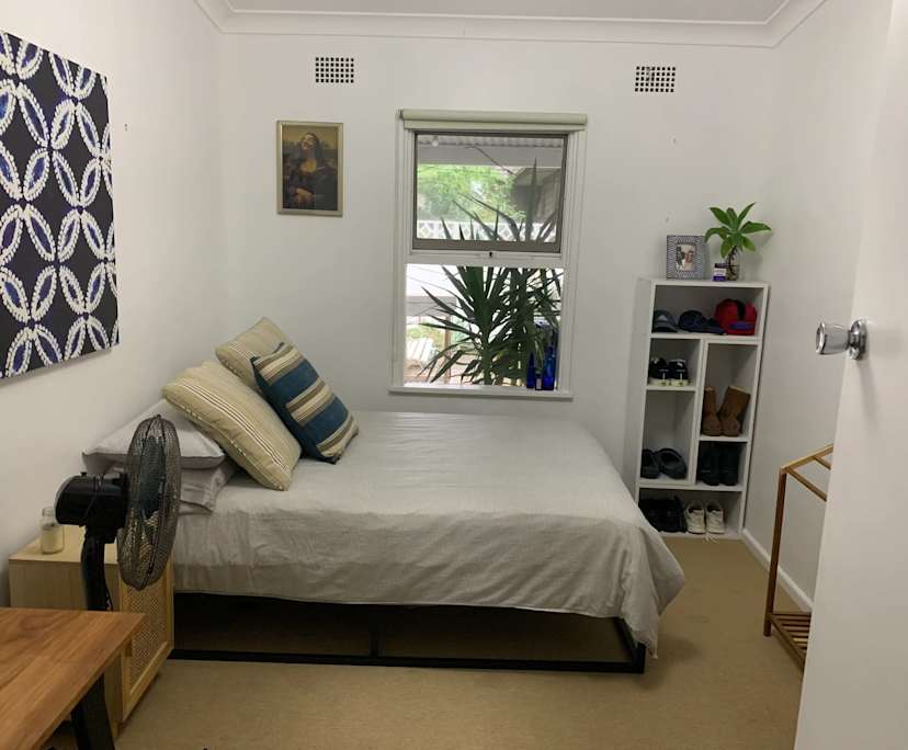Furnished room in a share house
