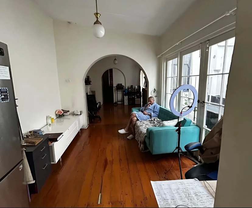 Furnished room in a share house