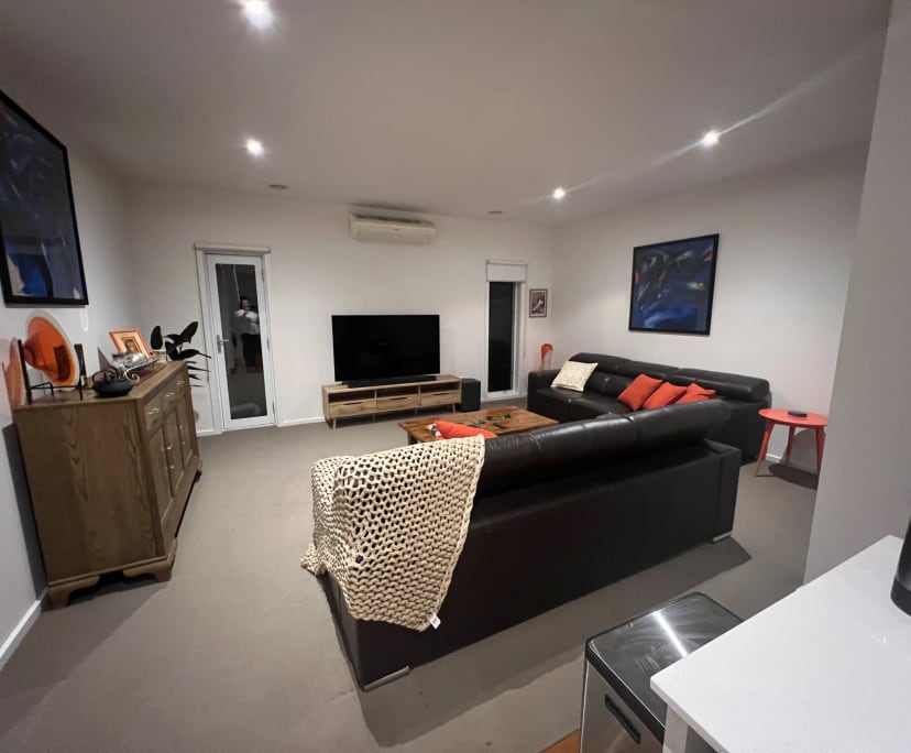 Room for Rent in Geelong West, Geelong 260, Furni...