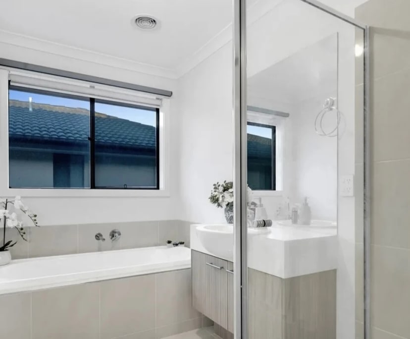 $280, Share-house, 4 bathrooms, Clyde VIC 3978