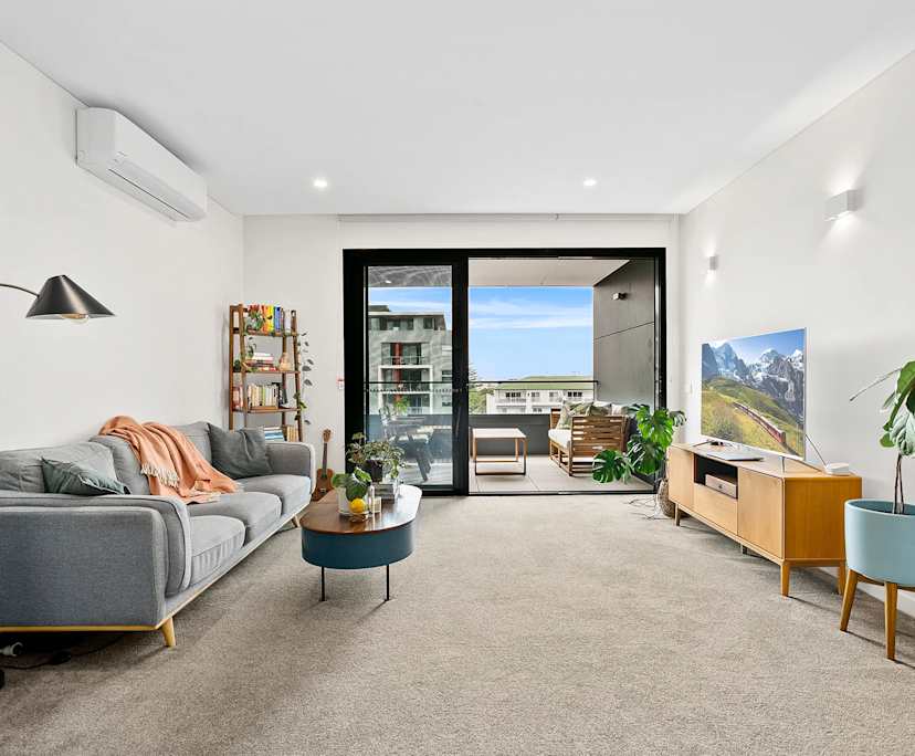 Whole property with 2 rooms for rent