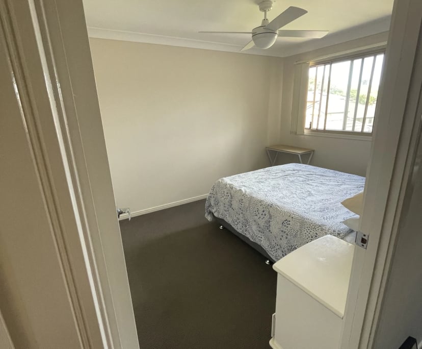 $330, Share-house, 3 bathrooms, Tweed Heads South NSW 2486