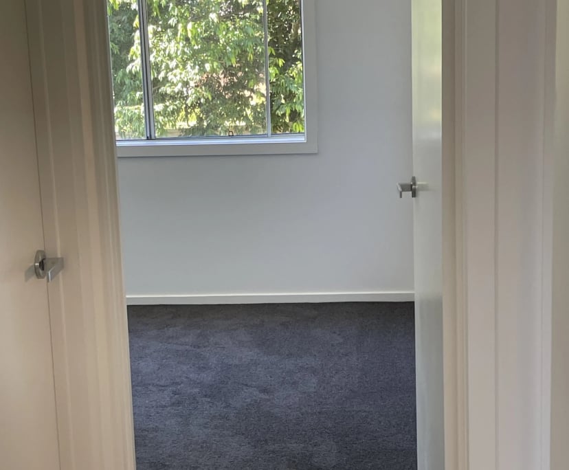 Unfurnished room in a share house
