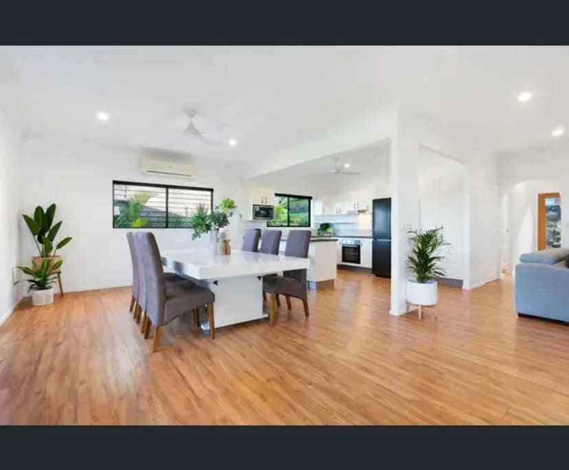 $300, Share-house, 5 bathrooms, Bilambil Heights NSW 2486