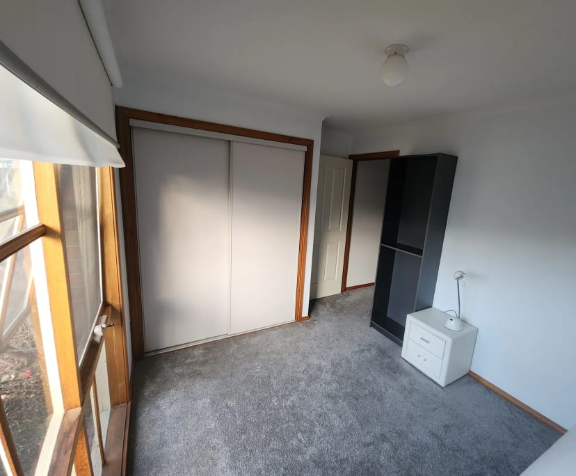 Room in a share house