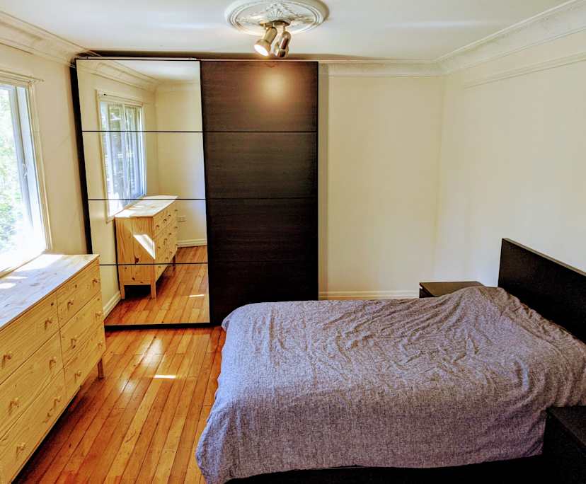 Unfurnished room in a share house