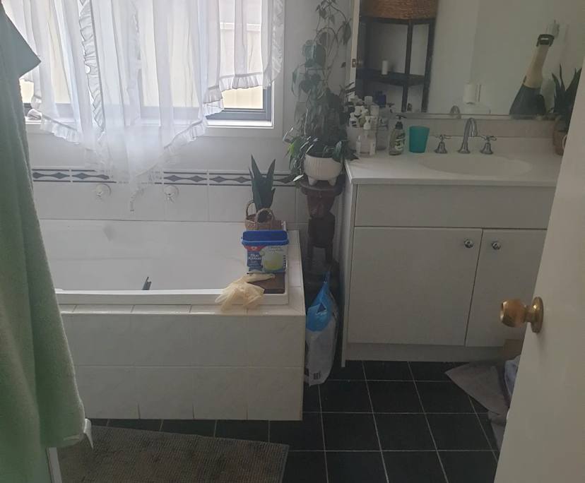 $250, Share-house, 5 bathrooms, Woongarrah NSW 2259