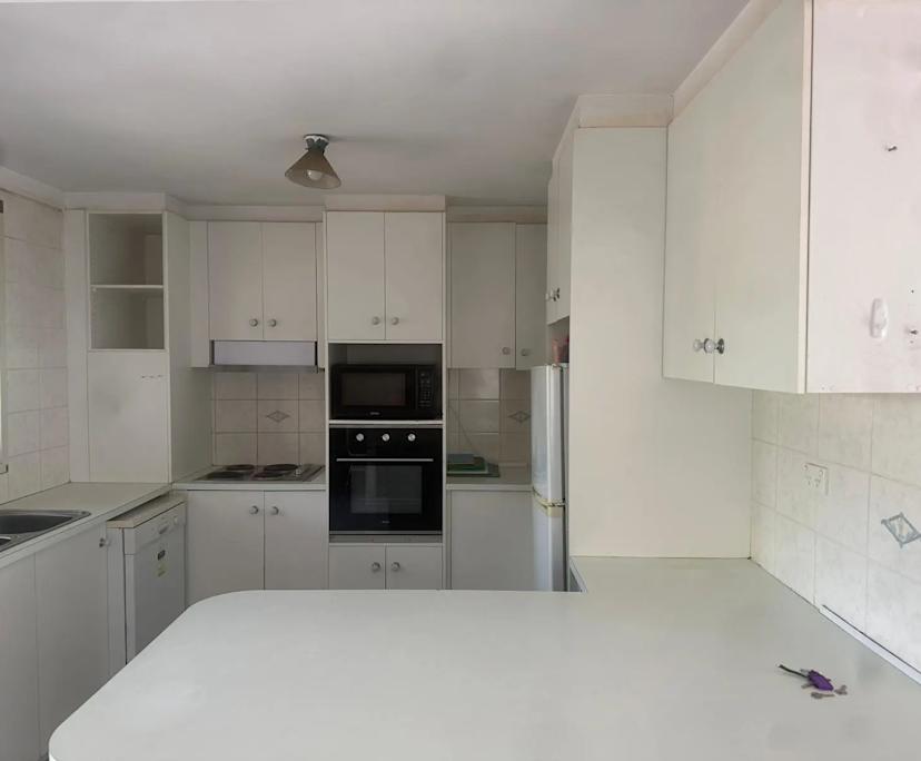 Whole property with 4 rooms for rent