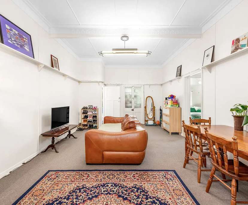 Unfurnished room in a share house