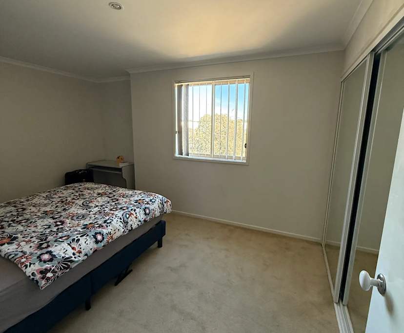 Whole property with 2 rooms for rent