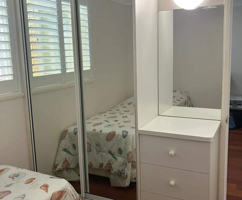$275, Flatshare, 2 bathrooms, Saint Lucia QLD 4067
