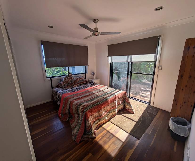 $370, Share-house, 3 bathrooms, Cannonvale QLD 4802