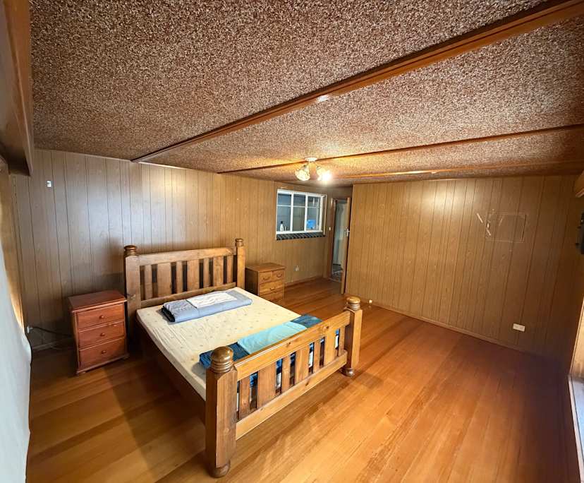 Whole property with 5 rooms for rent