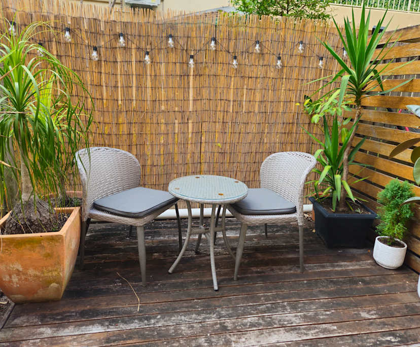 $730, Whole-property, 2 bathrooms, Runaway Bay QLD 4216