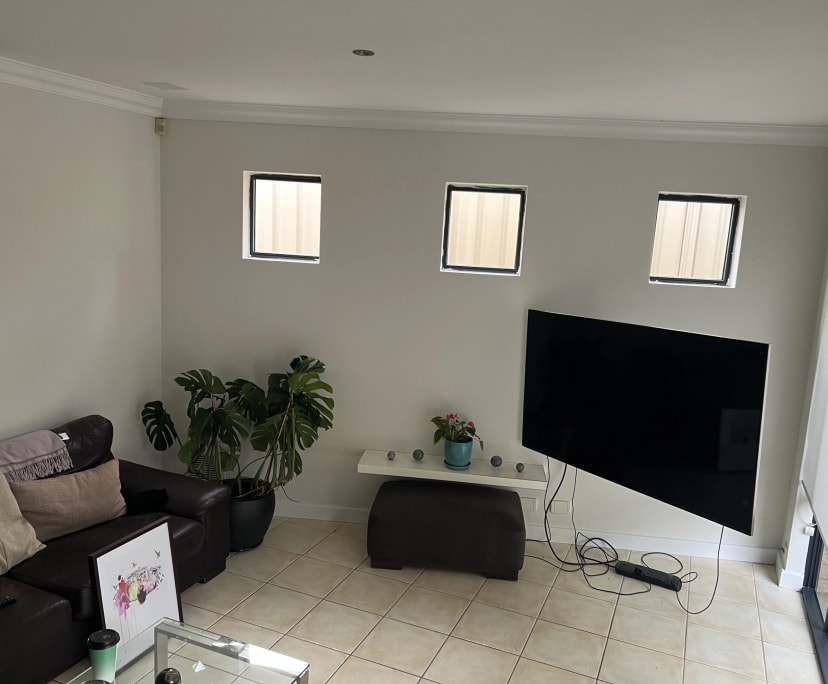 $275, Share-house, 3 bathrooms, Innaloo WA 6018