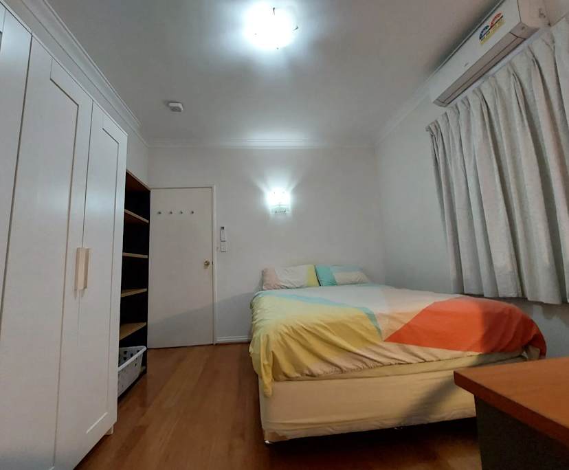 $325, Share-house, 6 bathrooms, Victoria Park WA 6100