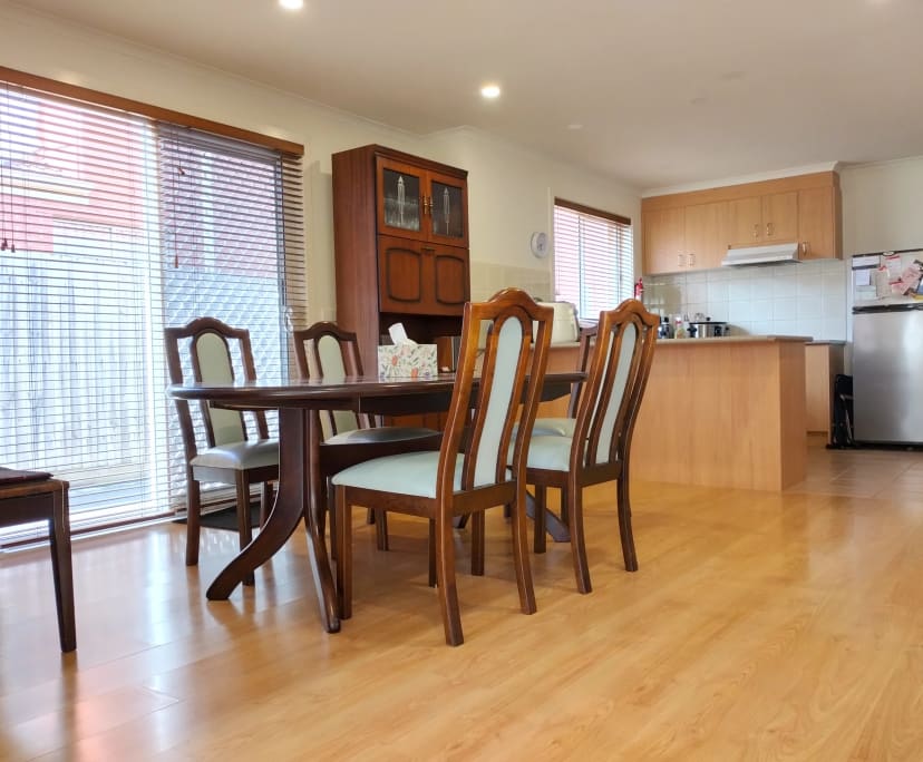 $340, Share-house, 4 bathrooms, Kingsbury VIC 3083