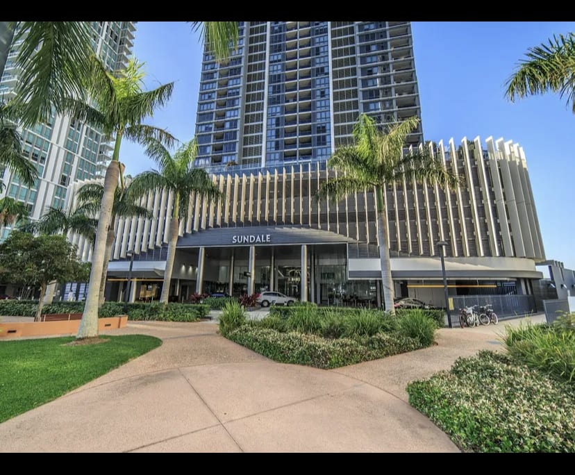 $700, Flatshare, 2 bathrooms, Southport QLD 4215