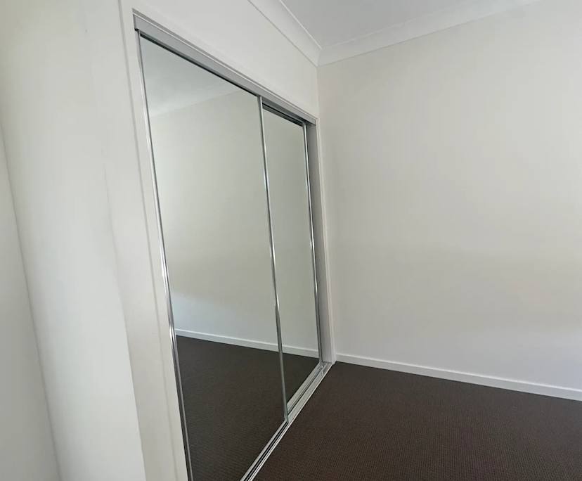 $240, Share-house, 4 bathrooms, Spring Mountain QLD 4300