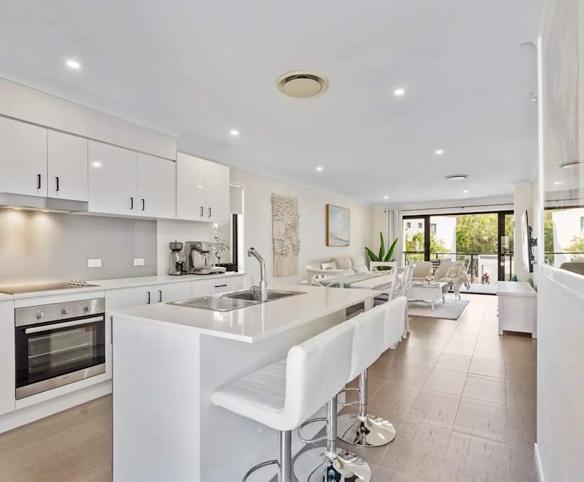 $500, Share-house, 3 bathrooms, Biggera Waters QLD 4216