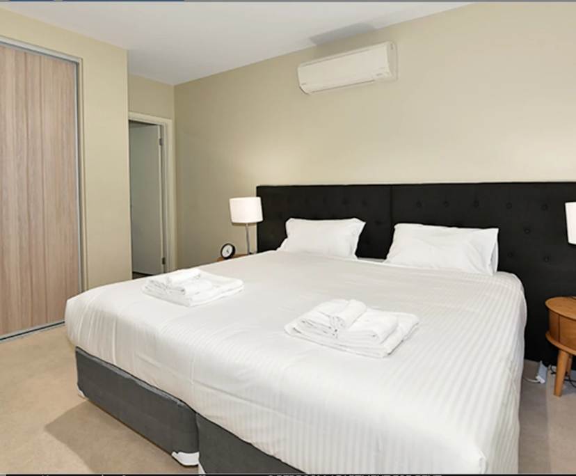 Furnished room with own bathroom