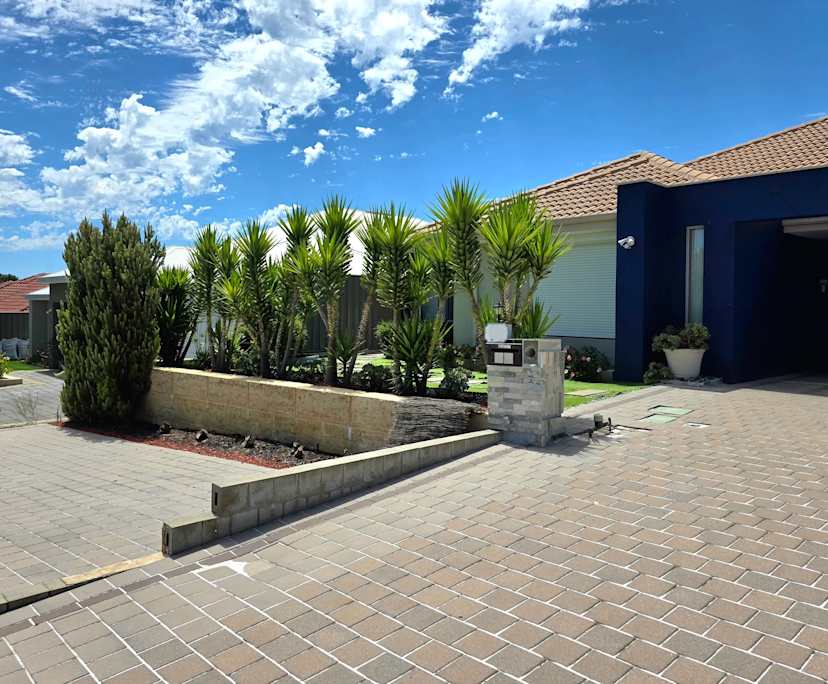 $370, Share-house, 2 bathrooms, Parmelia WA 6167