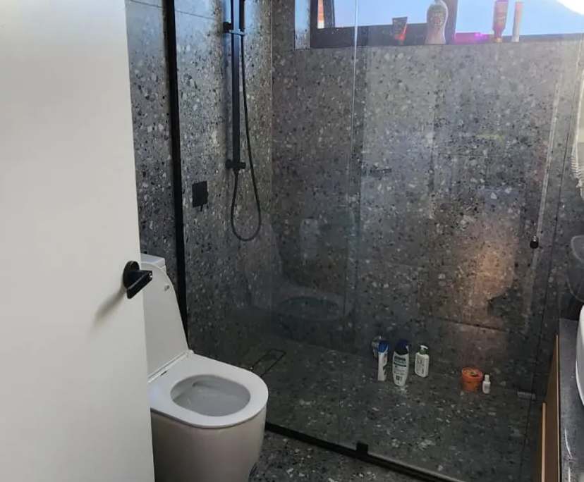 $800, Whole-property, 2 bathrooms, Caulfield South VIC 3162