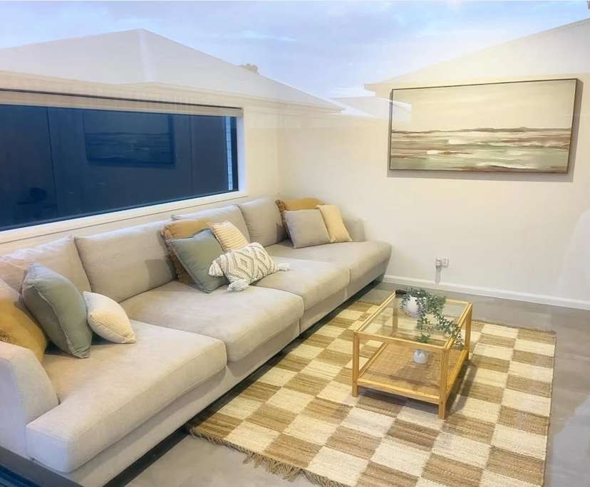 Room in a share house
