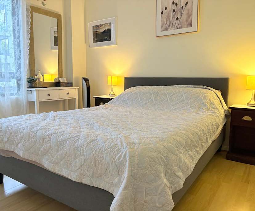 Furnished room with own bathroom