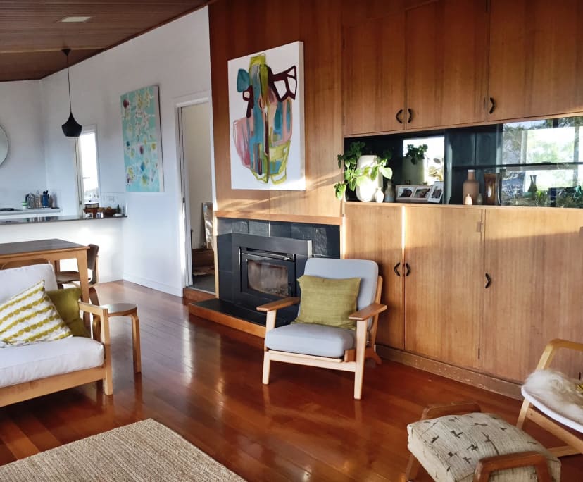 Furnished room in a share house
